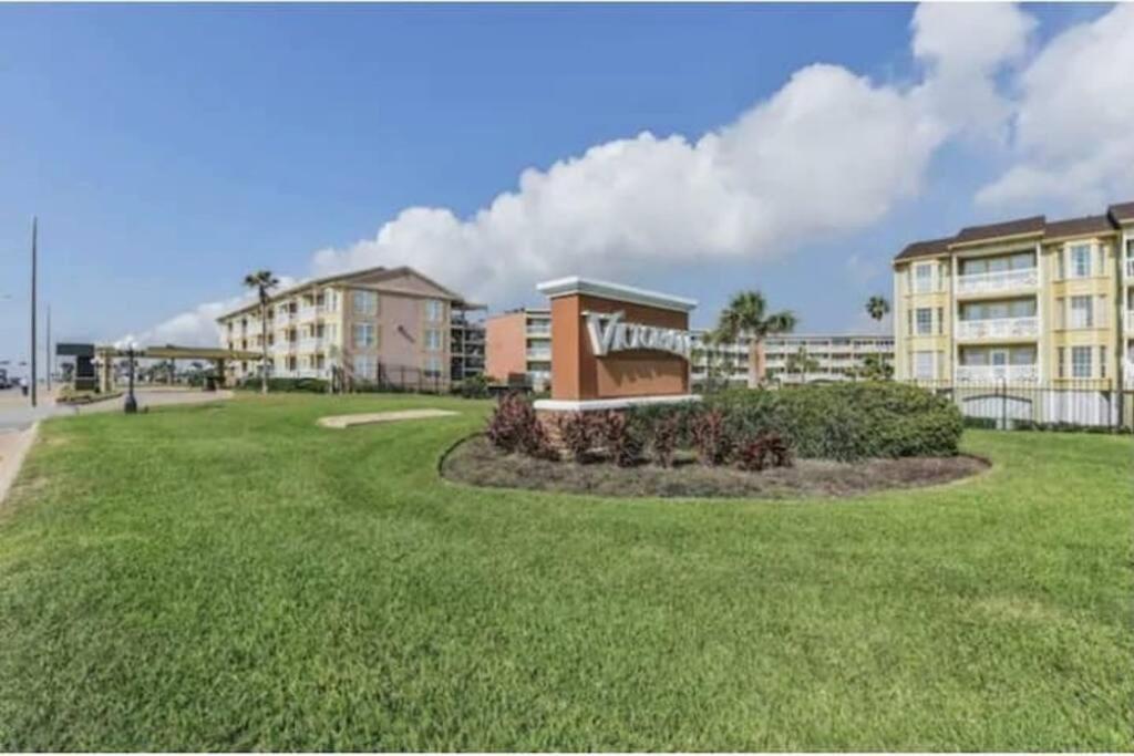 Sea-Renity Heated Pools Steps To The Beach Galveston Exterior foto