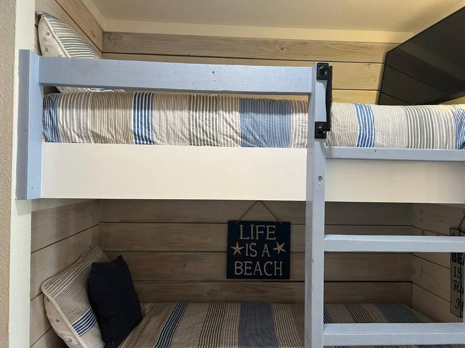 Sea-Renity Heated Pools Steps To The Beach Galveston Exterior foto