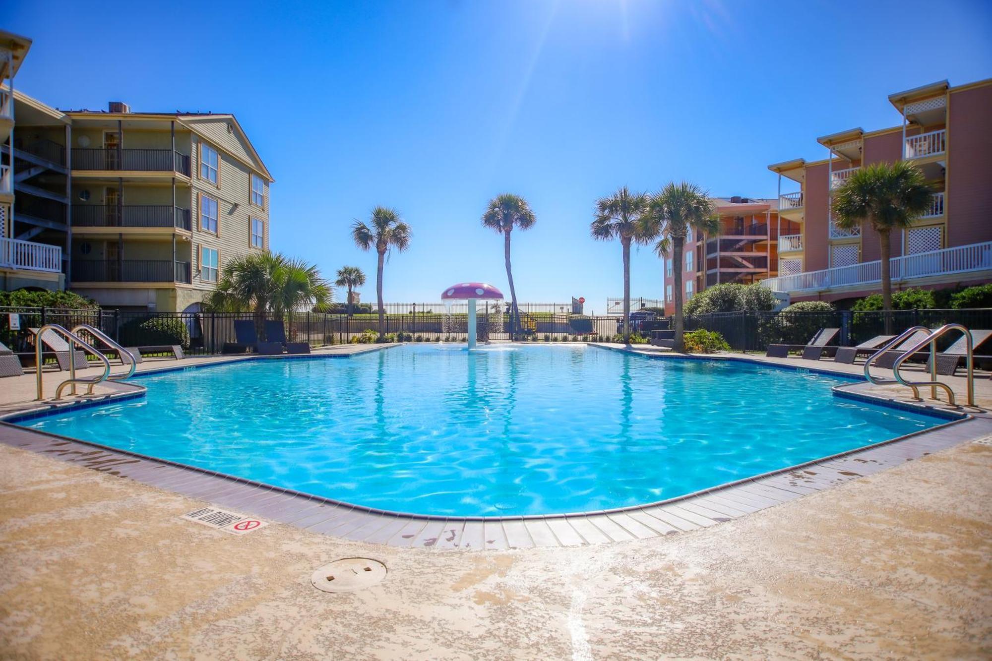 Sea-Renity Heated Pools Steps To The Beach Galveston Exterior foto