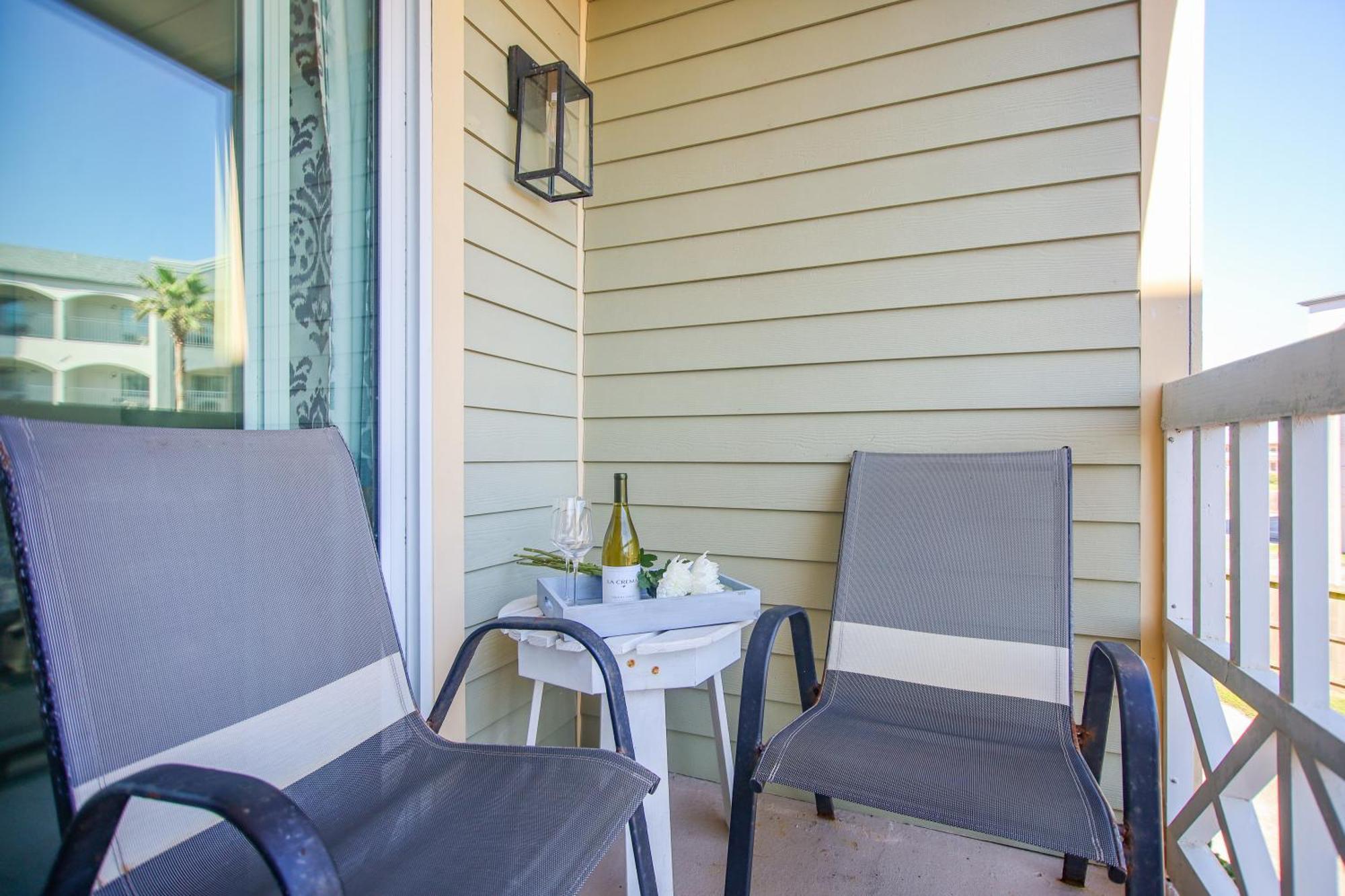 Sea-Renity Heated Pools Steps To The Beach Galveston Exterior foto