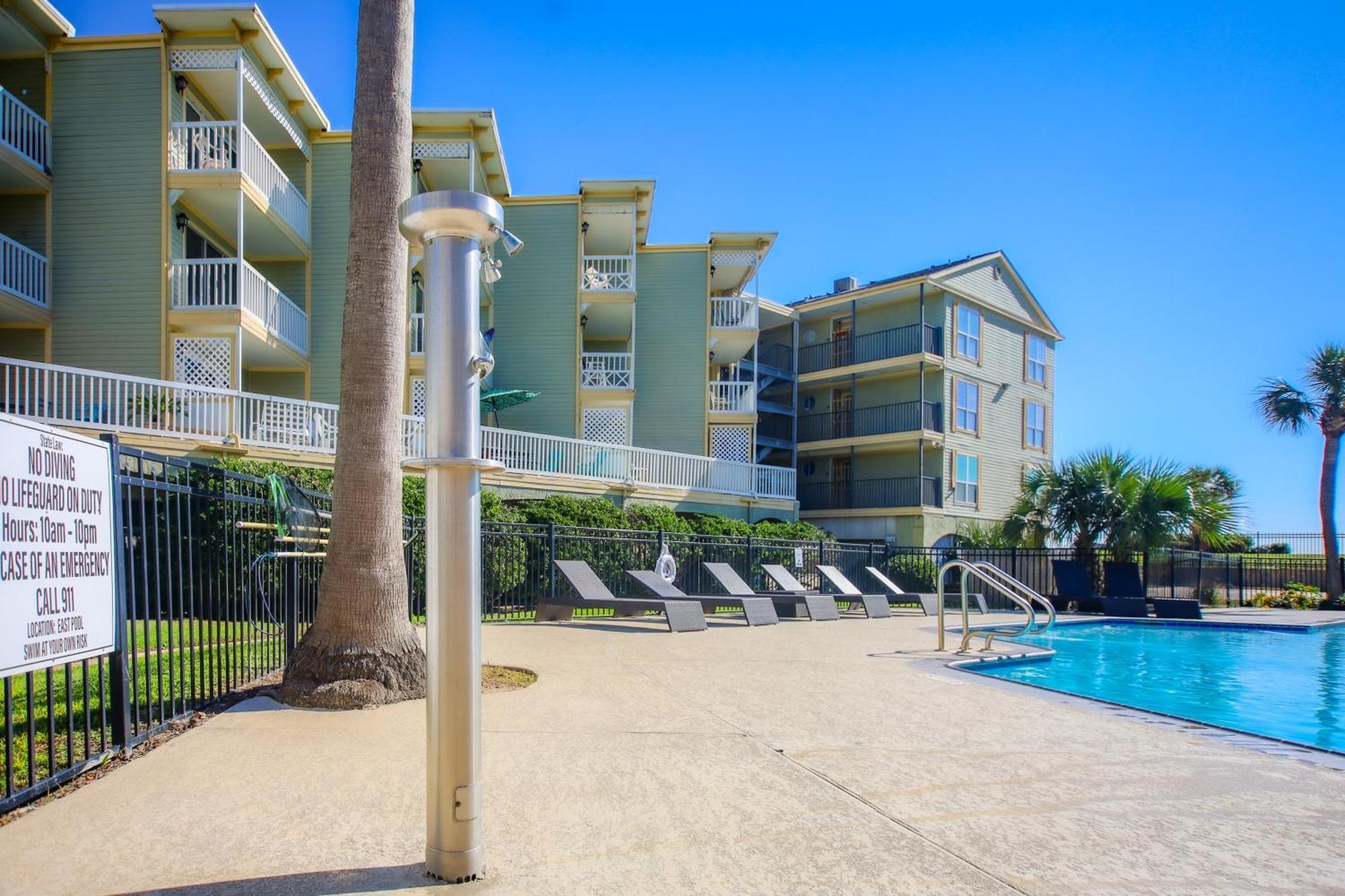 Sea-Renity Heated Pools Steps To The Beach Galveston Exterior foto